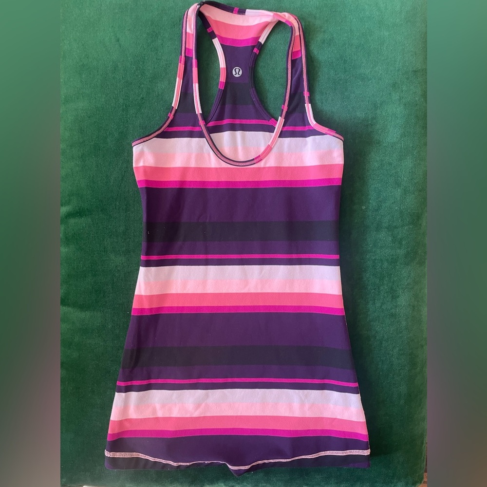 Lululemon workout tank